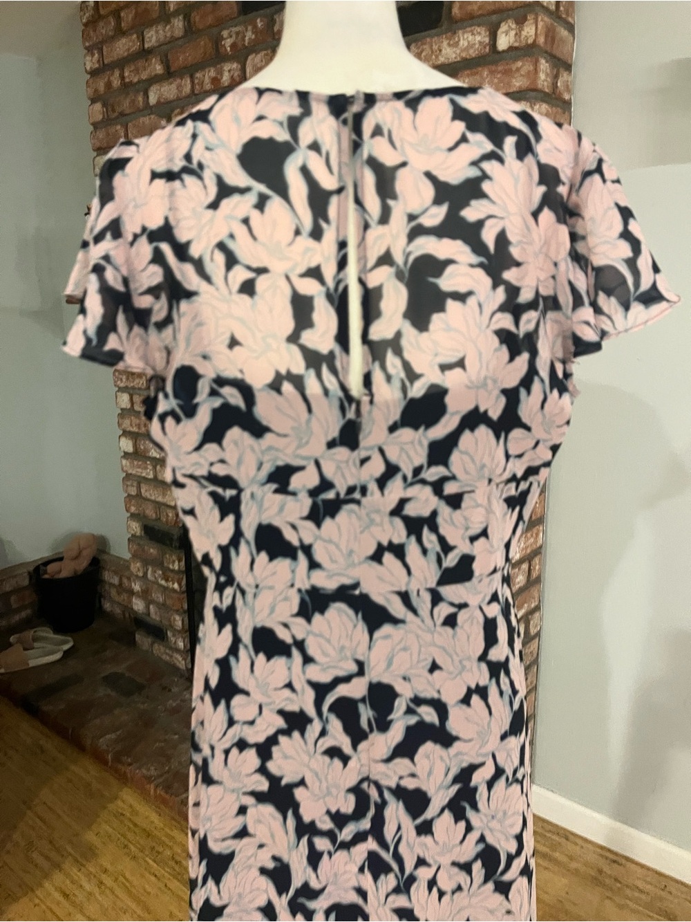 Hutch $198 PTP 22 Navy Maxi Dress with Blush Floral Print - Picture 4 of 7